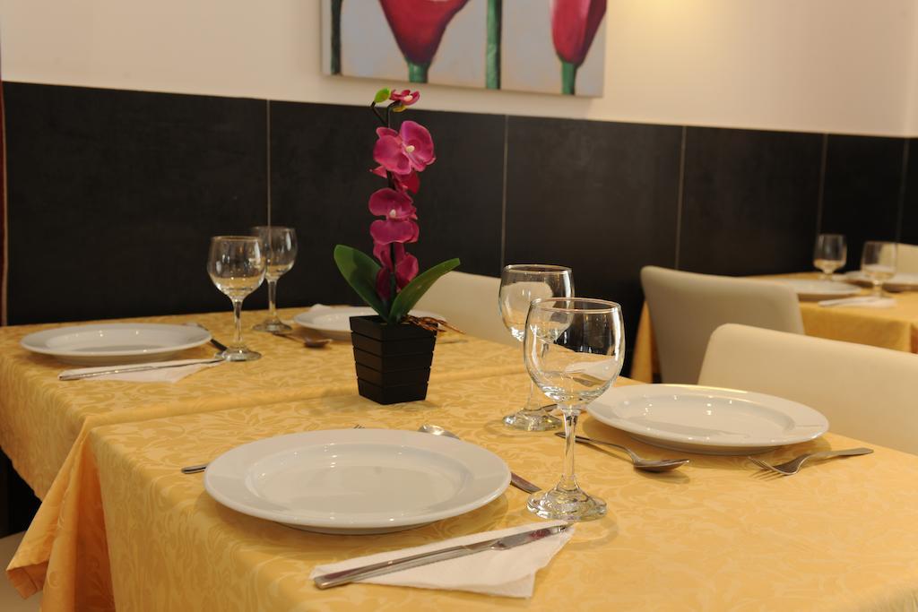 Inn Luanda Exterior photo